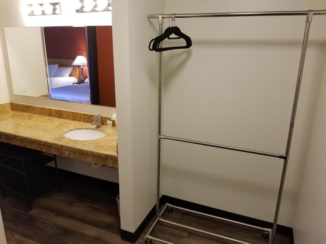 Best Lynnwood Inn المظهر الخارجي الصورة